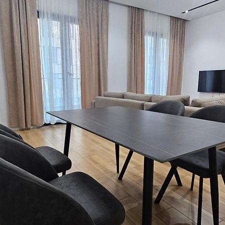 Free Parking Tirana Modern Escape Daire Dış mekan fotoğraf