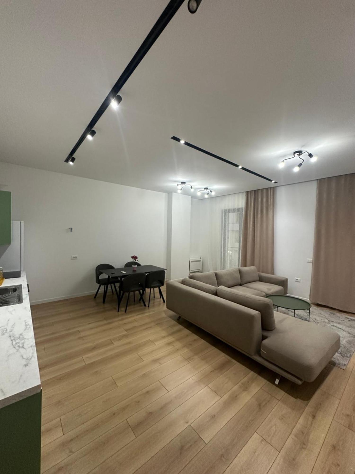 Free Parking Tirana Modern Escape Daire Dış mekan fotoğraf